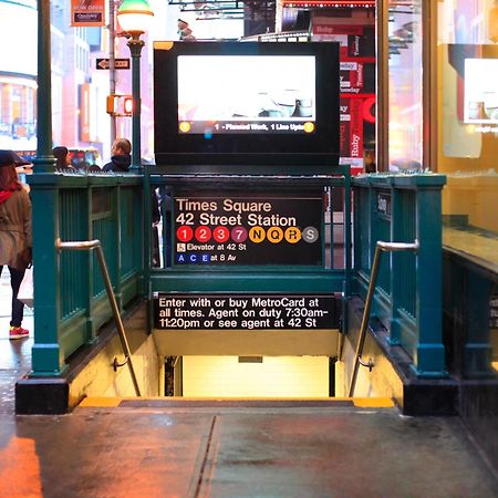 Time Square 42Nd Street Private Room New York Buitenkant foto